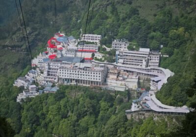 Vaishno Devi Deluxe